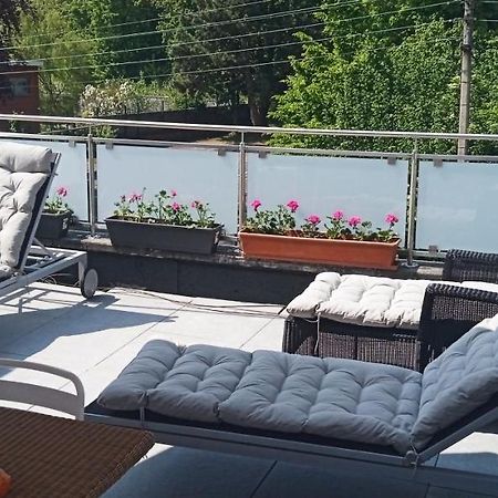 Liege 4420 Rue Jean Jaures 45 Grande Maison Joyeuse Avec Terrasse 30M2 Pour 8 Personnes Maximum Saint-Nicolas  Exterior foto